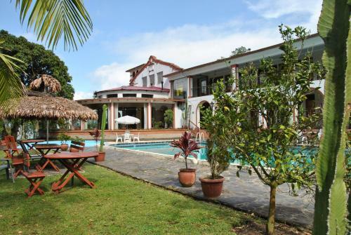 Hotel Gloria Coroico