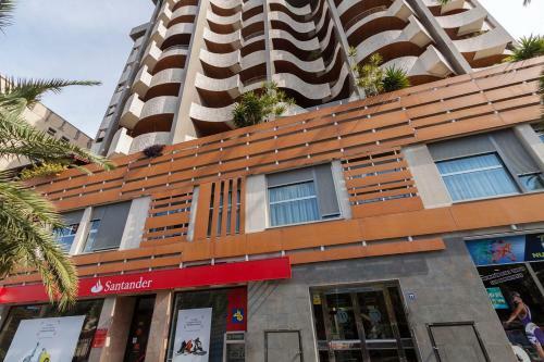 Apartamento New Zafiro Centro Sta Cruz, Wifi&gym