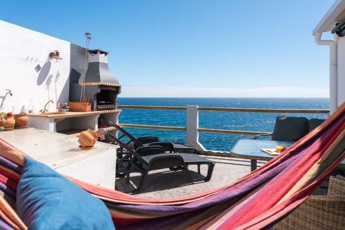 Luminous Loft Next To The Atlantic Ocean