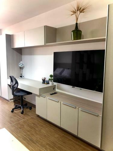 James Bond Apartment - 707