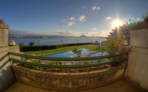 Apartamento Vistamar. Primera L�nea. Bah�a de Santo�a