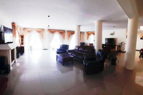 Agradable Villa Con Piscina