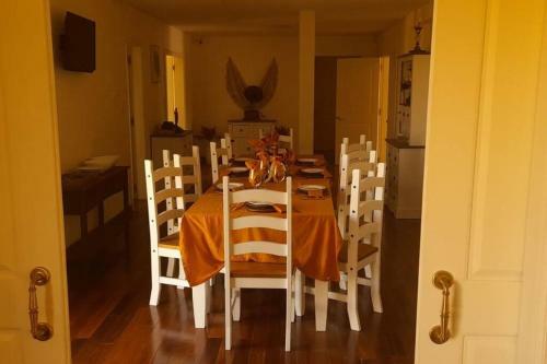 Agradable Villa Con Piscina
