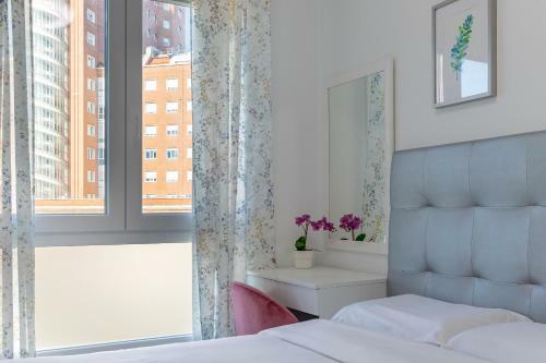 Hostal Cruces Metro Rooms