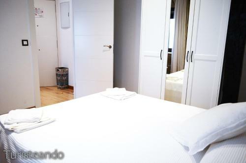 Apartamento Llerandi B: C�ntrico Y Completamente Reformado