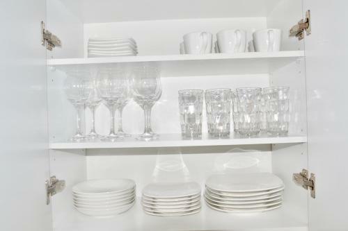Beautiful, New, Modern Apartment In Cayala Wit AC
