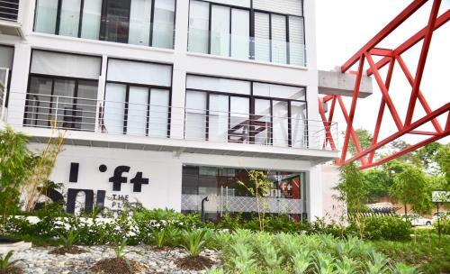 Beautiful, New, Modern Apartment In Cayala Wit AC