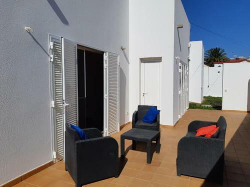 Los Abuelos