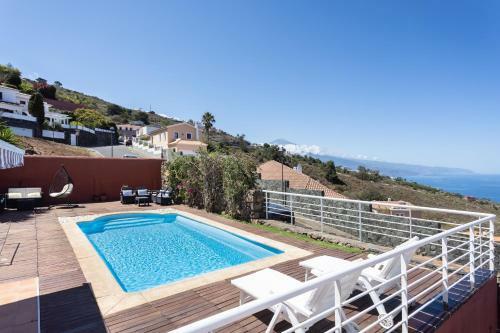 Home2book Stunning Villa Raquel, Pool & View