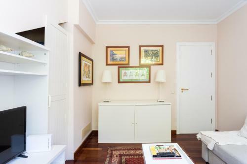 Home2book Stunning Villa Raquel, Pool & View