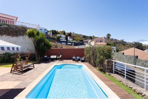 Home2book Stunning Villa Raquel, Pool & View