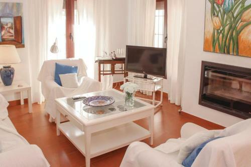 Fuentezuelas Pool Villa
