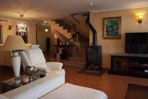 Apartamento �tico Con Piscina En Segorbe