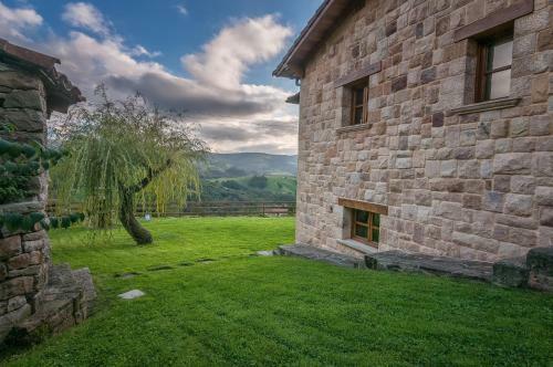 La Casa De Bustantegua