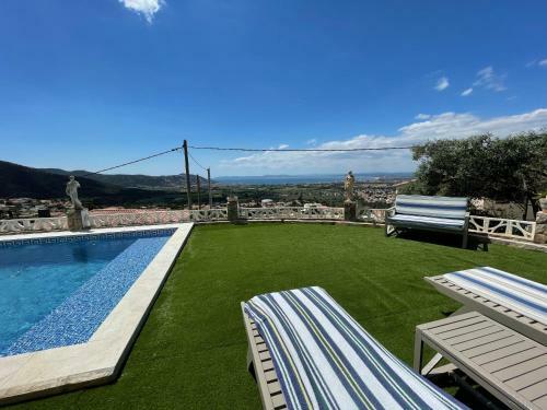 Villa Ref- Alb26-28