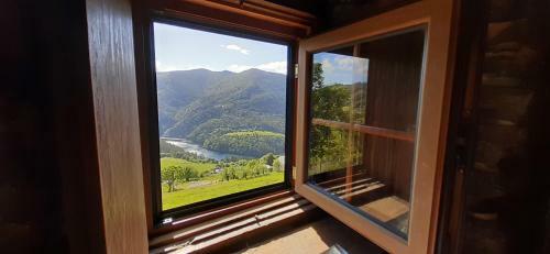 Mirador Del Navia