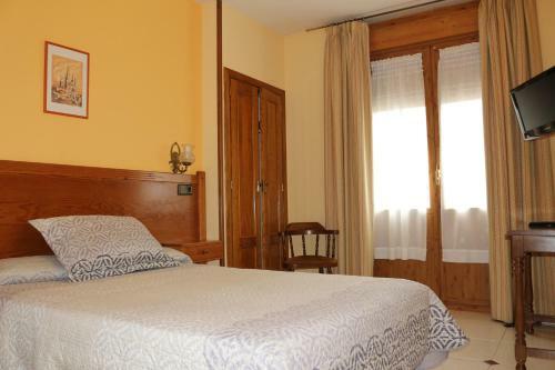 Hostal Don Jaime I Y II