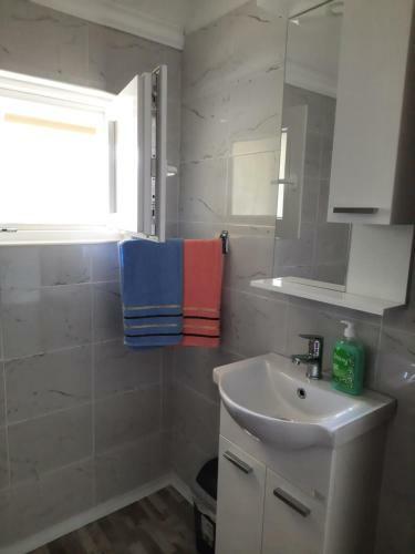 Bed & Breakfast Vila Na Drini-apartmani