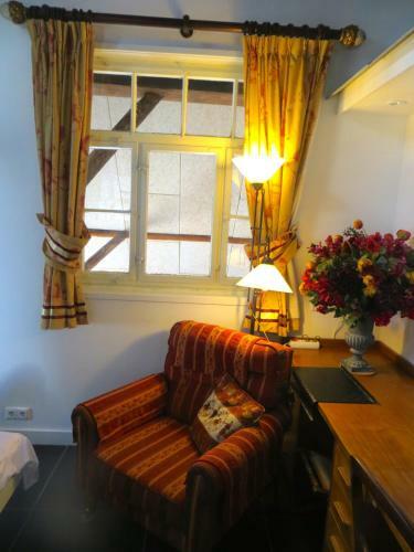 The Black Horse B&B & More