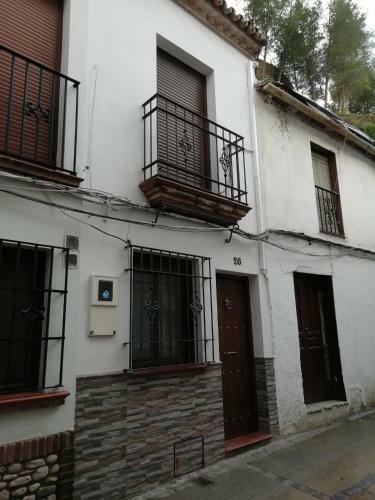 Casa Cueva De La Sombra