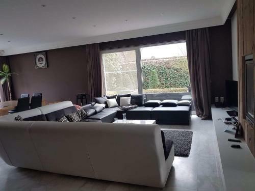 Oase Van Rust Met Spa In Rustige Omgeving