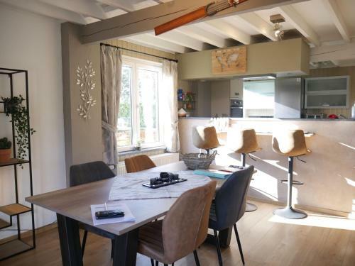 Plush Holiday Home In Filot With Sauna And Relaxation Baths