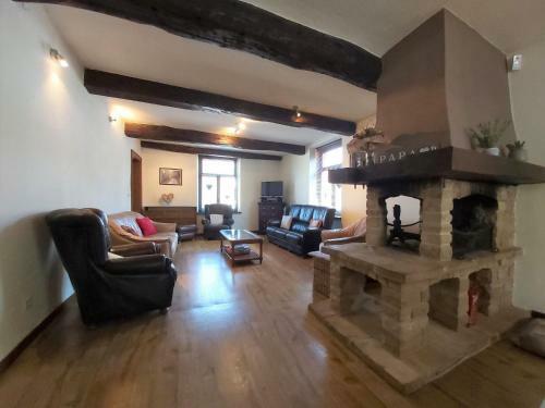 Pleasant Holiday Home In Herbeumont Near Semois River