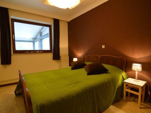 Pleasant Holiday Home In Herbeumont Near Semois River