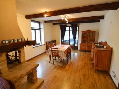 Pleasant Holiday Home In Herbeumont Near Semois River
