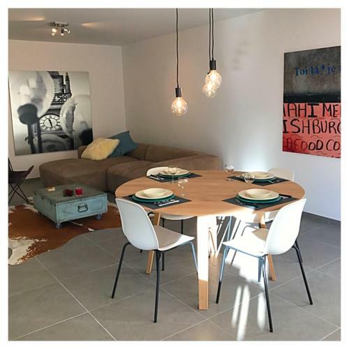 Post Apartment