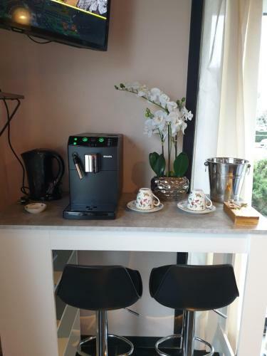 Home Stay Gent Self Check-in Service