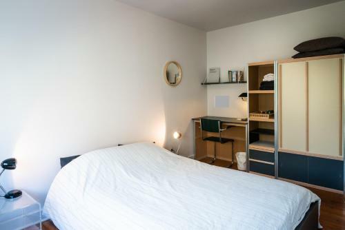 B&B Four Corners
