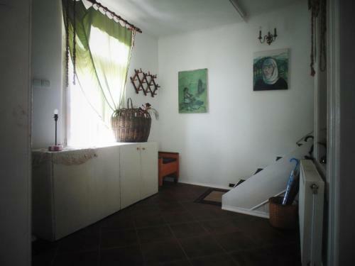 Hostal Unique Art House For 10 With Near Nature - ?????? ?? ?????????