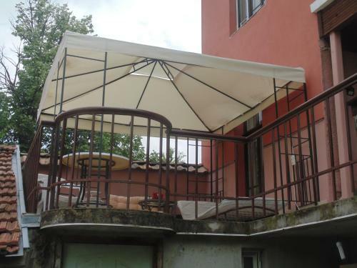 Hostal Unique Art House For 10 With Near Nature - ?????? ?? ?????????