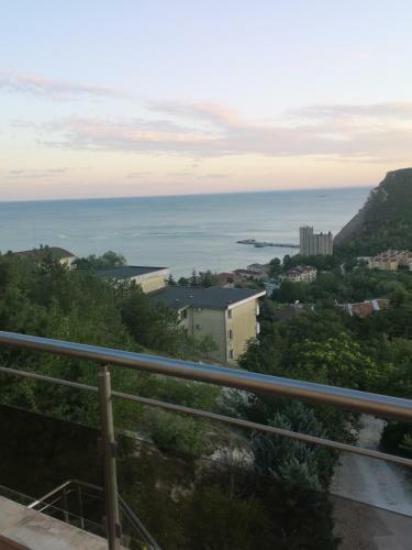 Seaview Apartment Complex Karia