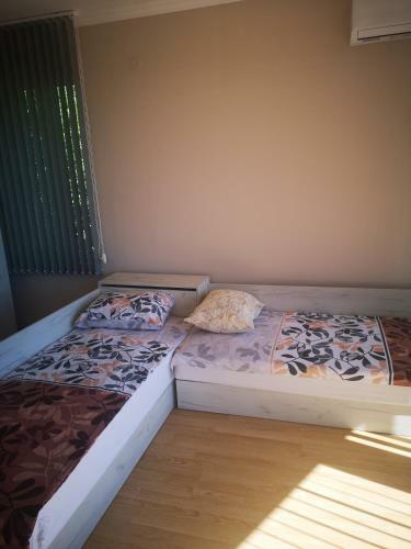 Seaview Apartment Complex Karia