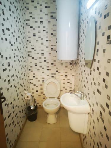 Seaview Apartment Complex Karia