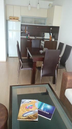 Apartamento Marina Rezidence ***