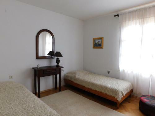 Family Vacation Home Topolnitza