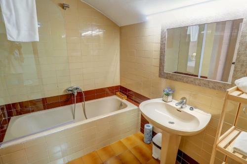 Apartamento Clarimar Duplex By Hello Homes Sitges