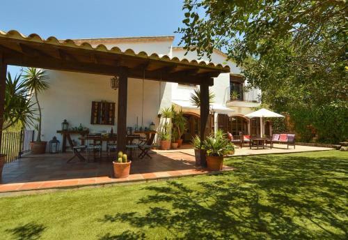 Villa Lola
