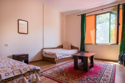 Hostal Guest House Yuventa