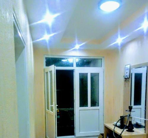 Hostal Rose & Water Guest House