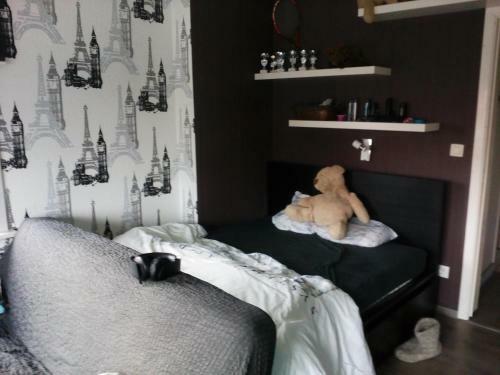 Bed & Breakfast Kamer + Douche In Villa