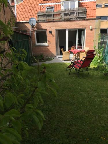 Apartamento Appartement Met Zonnige Tuin