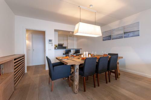 Stuning Sunny Apartement On Top Location In Knokke