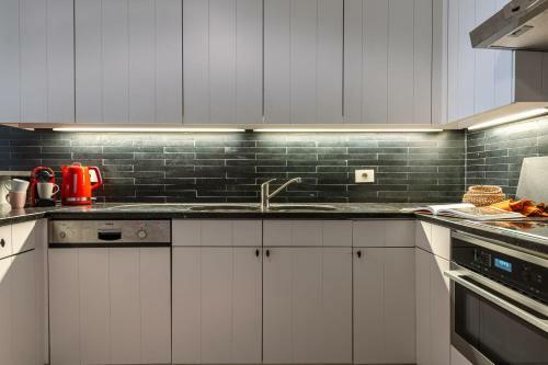 Stuning Sunny Apartement On Top Location In Knokke