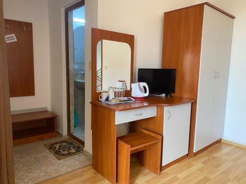 Hostal Hotel Atanasov 1