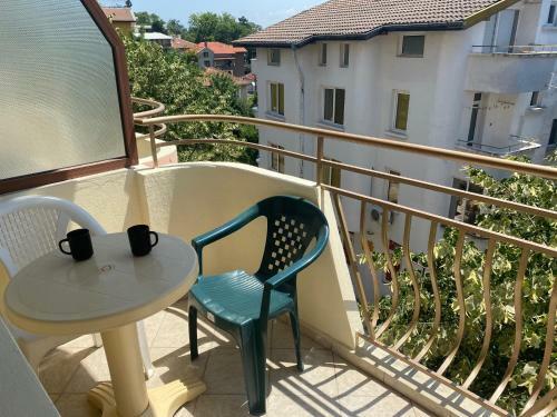Hostal Hotel Atanasov 1