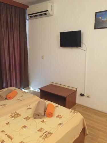 Hostal Hotel Atanasov 1